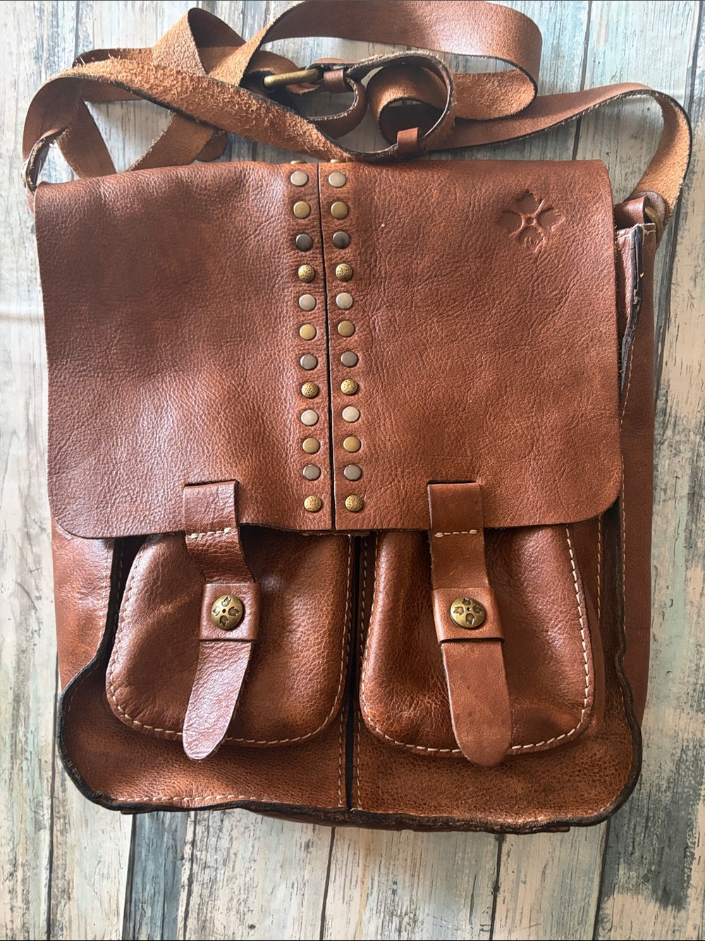 Patricia Nash Armeno Cognac
Brown Studded Leather
Crossbody Messenger Bag